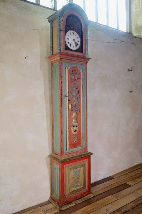 18TH CENTURY PAINTED PORTUGUESE LONGCASE CLOCK - ADDITIONAL PHOTO 5