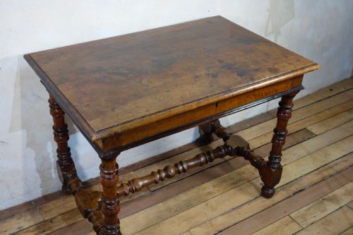 AN 18TH CENTURY NORTH ITALIAN FRUITWOOD SIDE TABLE - ADDITIONAL PHOTO 10