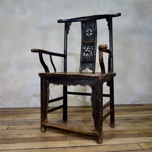 19TH CENTURY ELM CHINESE OFFICIALS HAT YOKE BACK CHAIR - ADDITIONAL PHOTO 12
