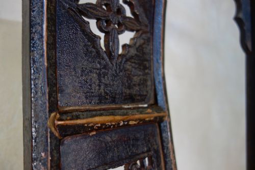 19TH CENTURY ELM CHINESE OFFICIALS HAT YOKE BACK CHAIR - ADDITIONAL PHOTO 11