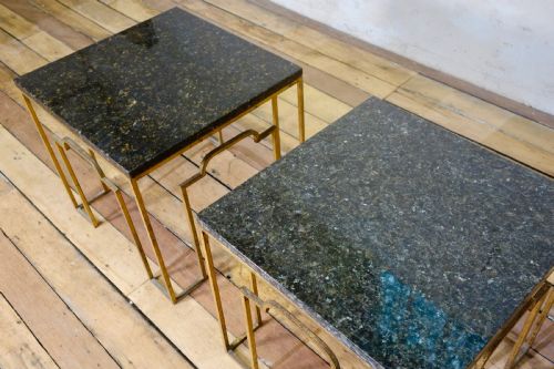 CHARMING PAIR OF 20TH CENTURY ART DECO GILT METAL OCCASIONAL SIDE LOW TABLES - ADDITIONAL PHOTO 13
