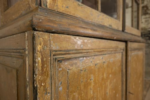 18TH CENTURY DUTCH DRY SCRAPED GLAZED VITRINE CABINET - ADDITIONAL PHOTO 9