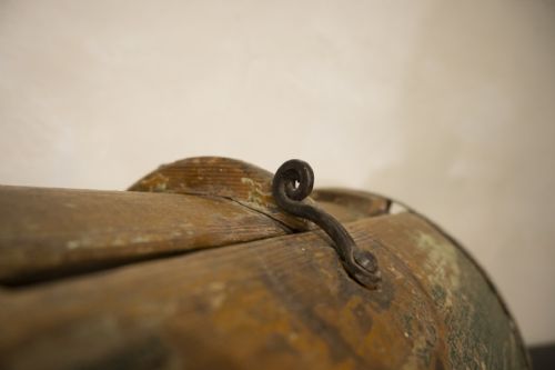 19TH CENTURY NORWEGIAN BUTTER CHURN - ADDITIONAL PHOTO 4