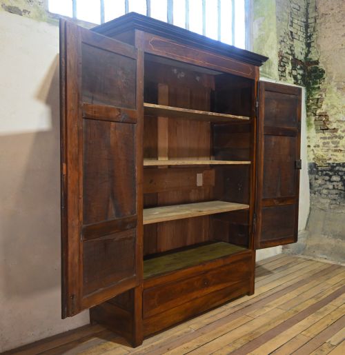 LARGE 18TH CENTURY SPANISH CATALONIAN ARMOIRE - ADDITIONAL PHOTO 12