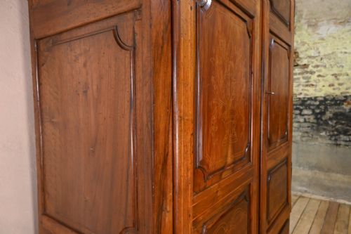 LARGE 18TH CENTURY SPANISH CATALONIAN ARMOIRE - ADDITIONAL PHOTO 14