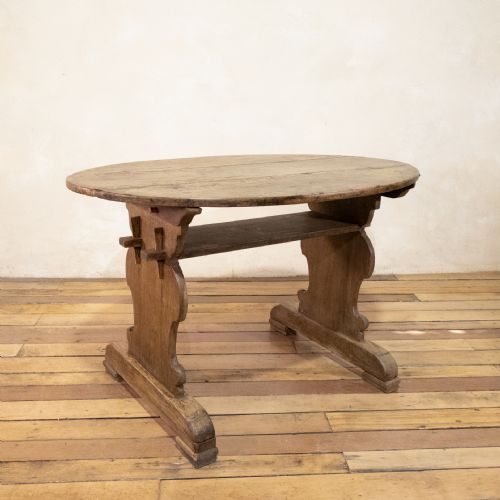 an 18th century oval swedish bockboard table walnut - CATEGORY: ANTIQUE TABLES - DATED 18TH CENTURY
