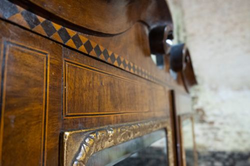 A GEORGE I WALNUT FEATHER BANDED FALL FRONT BUREAU BOOKCASE - ADDITIONAL PHOTO 2