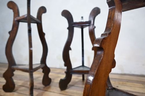 A SELECTION OF THREE 18TH CENTURY ITALIAN LYRE LEG TABLE PLANT STAND - ADDITIONAL PHOTO 3