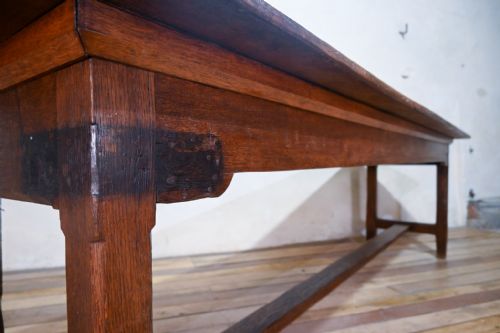 LONG 19TH CENTURY FRENCH OAK FARMHOUSE TABLE - ADDITIONAL PHOTO 3
