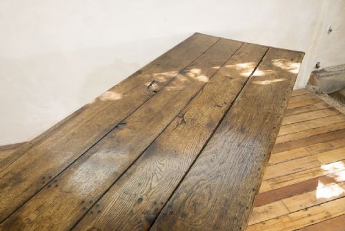 A WELSH OAK COUNTRY FARMHOUSE TABLE REFECTORY - ADDITIONAL PHOTO 5