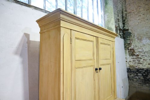 A SUPERB 19TH CENTURY PAINTED HOUSEKEEPER'S CUPBOARD - ADDITIONAL PHOTO 2