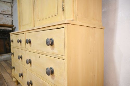 A SUPERB 19TH CENTURY PAINTED HOUSEKEEPER'S CUPBOARD - ADDITIONAL PHOTO 5