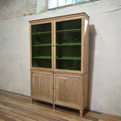 A LATE 19TH CENTURY REGENCY STYLE BLEACHED MAHOGANY GLAZED CABINET PAINTED - ADDITIONAL PHOTO 11