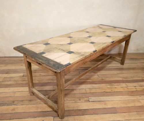19TH CENTURY FRENCH FRUITWOOD PAINTED FARMHOUSE TABLE - ADDITIONAL PHOTO 6