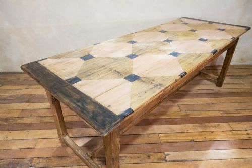 19TH CENTURY FRENCH FRUITWOOD PAINTED FARMHOUSE TABLE - ADDITIONAL PHOTO 8