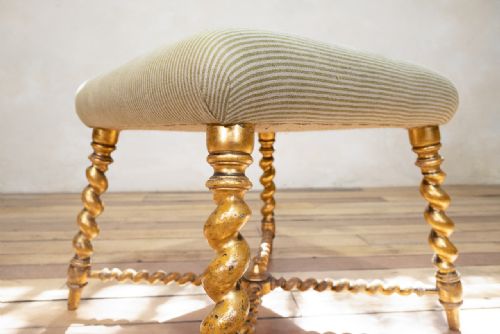 A 19TH CENTURY FRENCH NAPOLEON III SQUARE GILTWOOD UPHOLSTERED STOOL - ADDITIONAL PHOTO 2