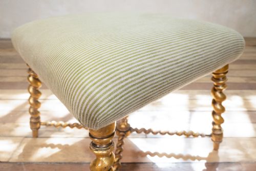 A 19TH CENTURY FRENCH NAPOLEON III SQUARE GILTWOOD UPHOLSTERED STOOL - ADDITIONAL PHOTO 10