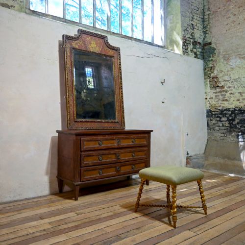 A 18TH CENTURY LARGE NORTH ITALIAN PAINTED VERRE GLOMIS OVERMANTEL MIRROR - ADDITIONAL PHOTO 16