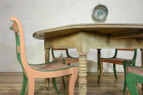 A ROUND PROVINCIAL 19TH CENTURY FRENCH PAINTED DROP LEAF TABLE BLEACHED - ADDITIONAL PHOTO 16