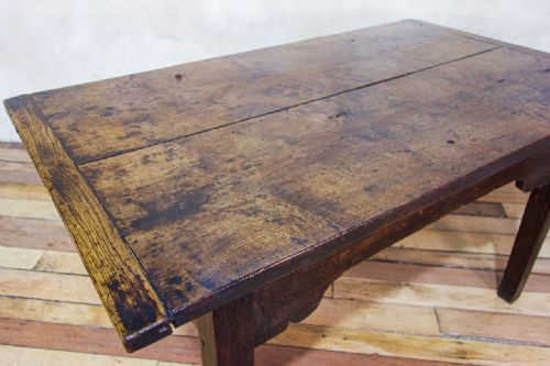 18TH CENTURY VERNACULAR OAK FARMHOUSE TABLE - ADDITIONAL PHOTO 9