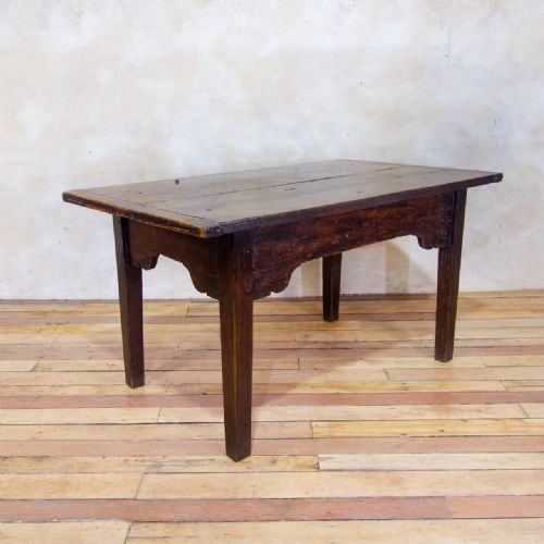 18th century vernacular oak farmhouse table - CATEGORY: ANTIQUE TABLES - DATED 18TH CENTURY