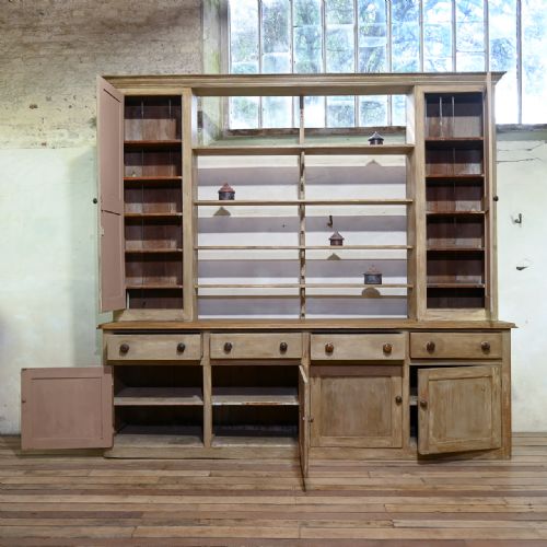 LARGE SCALE 19TH CENTURY COUNTRY HOUSE PAINTED DRESSER - ADDITIONAL PHOTO 13