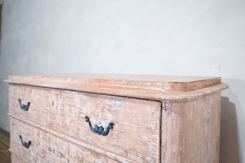 A 19TH CENTURY SWEDISH PAINTED COMMODE - ADDITIONAL PHOTO 6