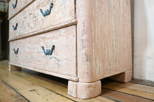 A 19TH CENTURY SWEDISH PAINTED COMMODE - ADDITIONAL PHOTO 9