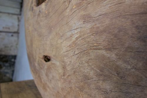 18TH CENTURY OX WHEEL MOUNTED ON STAND - ADDITIONAL PHOTO 3