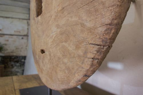 18TH CENTURY OX WHEEL MOUNTED ON STAND - ADDITIONAL PHOTO 11