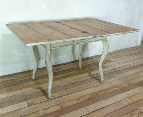 FRENCH PAINTED EXTENDING TABLE - ADDITIONAL PHOTO 1
