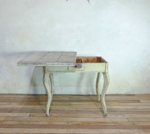 FRENCH PAINTED EXTENDING TABLE - ADDITIONAL PHOTO 9