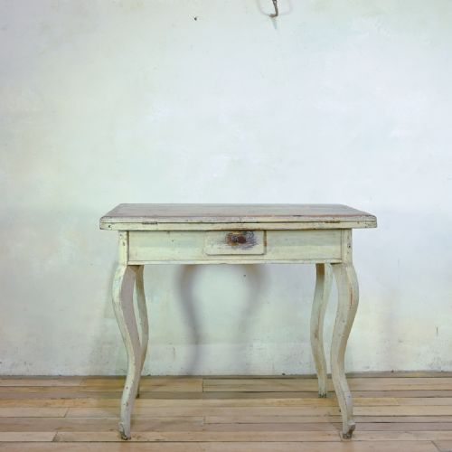 french painted extending table - CATEGORY: ANTIQUE TABLES - DATED 19TH CENTURY