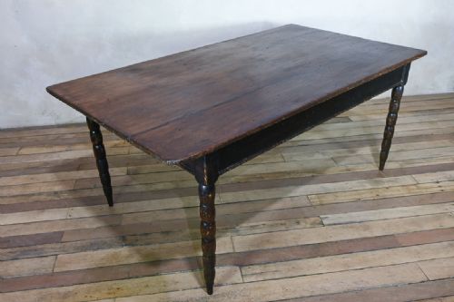 A CHARMING EARLY 19TH CENTURY FRENCH BOBBIN TURNED FARMHOUSE TABLE - ADDITIONAL PHOTO 9