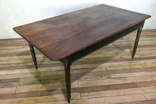 A CHARMING EARLY 19TH CENTURY FRENCH BOBBIN TURNED FARMHOUSE TABLE - ADDITIONAL PHOTO 21
