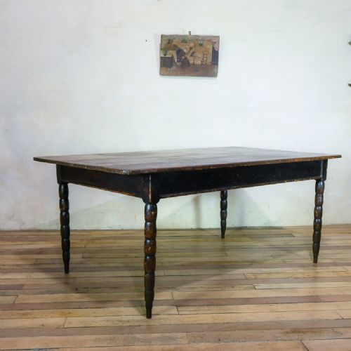 A CHARMING EARLY 19TH CENTURY FRENCH BOBBIN TURNED FARMHOUSE TABLE - ADDITIONAL PHOTO 24