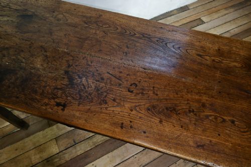 AN EARLY 19TH CENTURY OAK AND ASH FARMHOUSE DINING TABLE - ADDITIONAL PHOTO 9