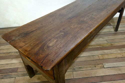 AN EARLY 19TH CENTURY OAK AND ASH FARMHOUSE DINING TABLE - ADDITIONAL PHOTO 14