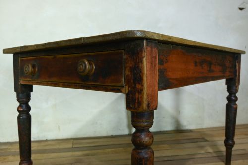 19TH CENTURY FARMHOUSE KITCHEN TABLE - ADDITIONAL PHOTO 4