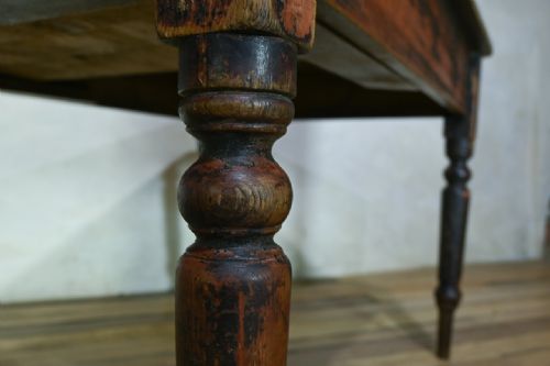 19TH CENTURY FARMHOUSE KITCHEN TABLE - ADDITIONAL PHOTO 6