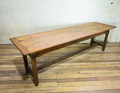 LONG 19TH CENTURY FRENCH OAK FARMHOUSE TABLE - ADDITIONAL PHOTO 4