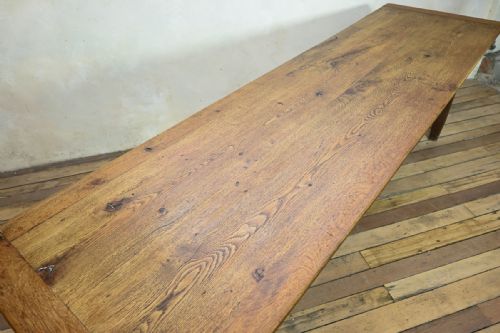 LONG 19TH CENTURY FRENCH OAK FARMHOUSE TABLE - ADDITIONAL PHOTO 5