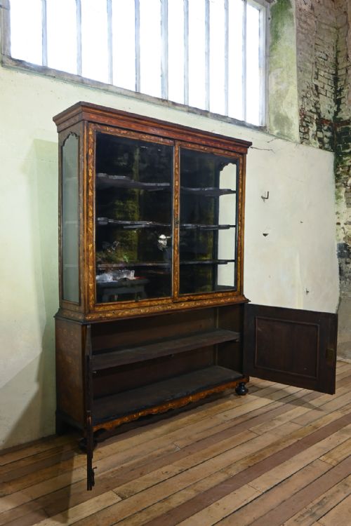 18TH CENTURY DUTCH MARQUETRY VITRINE DISPLAY CABINET - ADDITIONAL PHOTO 9