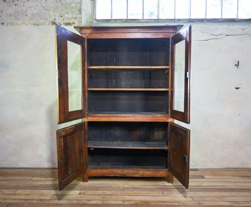 A CHARMING MID 19TH CENTURY FRENCH CHERRYWOOD GLAZED CABINET BOOKCASE - ADDITIONAL PHOTO 9