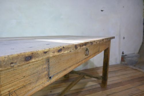 19TH CENTURY FRENCH SYCAMORE OAK REFECTORY FARMHOUSE TABLE - ADDITIONAL PHOTO 5