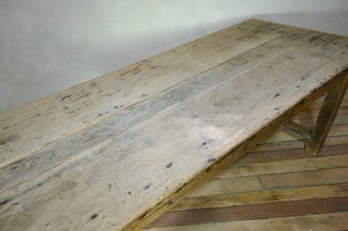 19TH CENTURY FRENCH SYCAMORE OAK REFECTORY FARMHOUSE TABLE - ADDITIONAL PHOTO 9