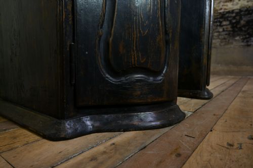 A 17TH CENTURY NORTH ITALIAN EBONISED BAROQUE DESK - ADDITIONAL PHOTO 7