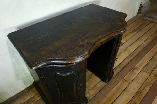A 17TH CENTURY NORTH ITALIAN EBONISED BAROQUE DESK - ADDITIONAL PHOTO 9
