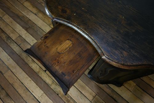 A 17TH CENTURY NORTH ITALIAN EBONISED BAROQUE DESK - ADDITIONAL PHOTO 10