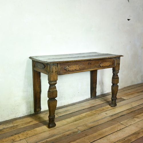 A 17TH CENTURY PROVINCIAL OAK SIDE TABLE - ADDITIONAL PHOTO 1